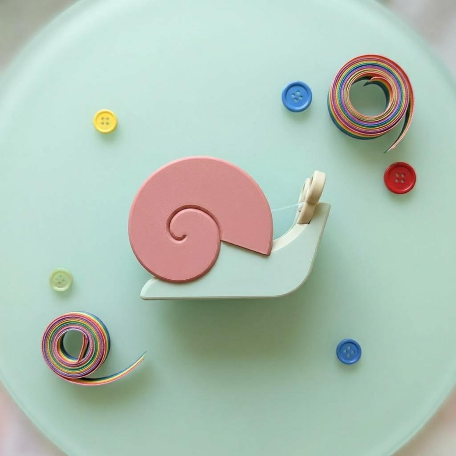 Snail-Shaped Tape Dispenser Pi - Is Stationery Office Supply reseña y precio
